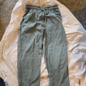 Athketa trekkie straight crop size 4